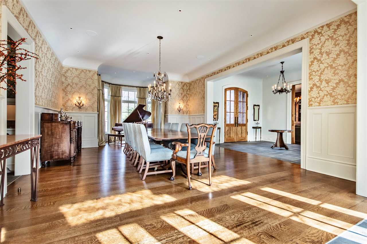 4275 Gwynne Road Memphis, TN 38117 - Photo 14 of 25 The formal dining room is grand and overall incredibly welcoming. Host affairs and enjoy how this home allows guests to flow from the foyer, through dining room and out to the terrace. This home is designed for hospitality and gatherings.