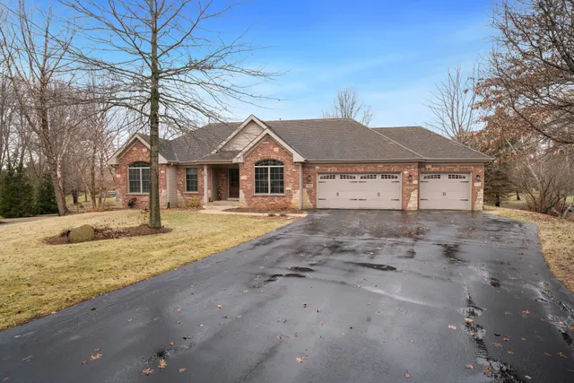 $545,000 | 2908 Rolling Meadow Court, Belvidere, IL 61008