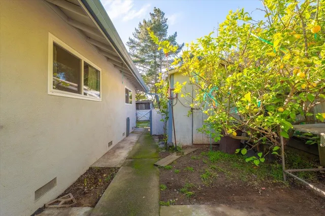 $769,000 | 18117 Berta Canyon Road, Salinas, CA 93907