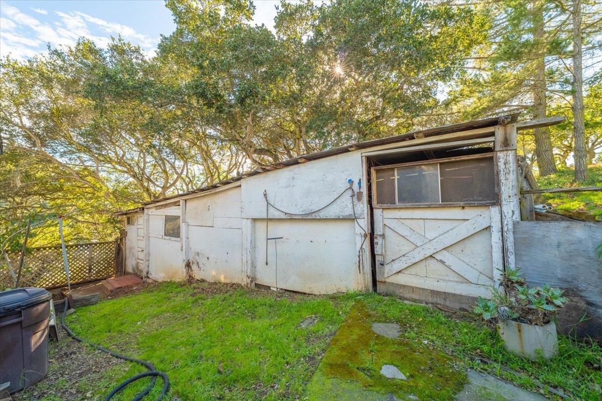 18117 Berta Canyon Road Salinas, CA 93907 - Photo 42 of 56 a view of a back yard of the house