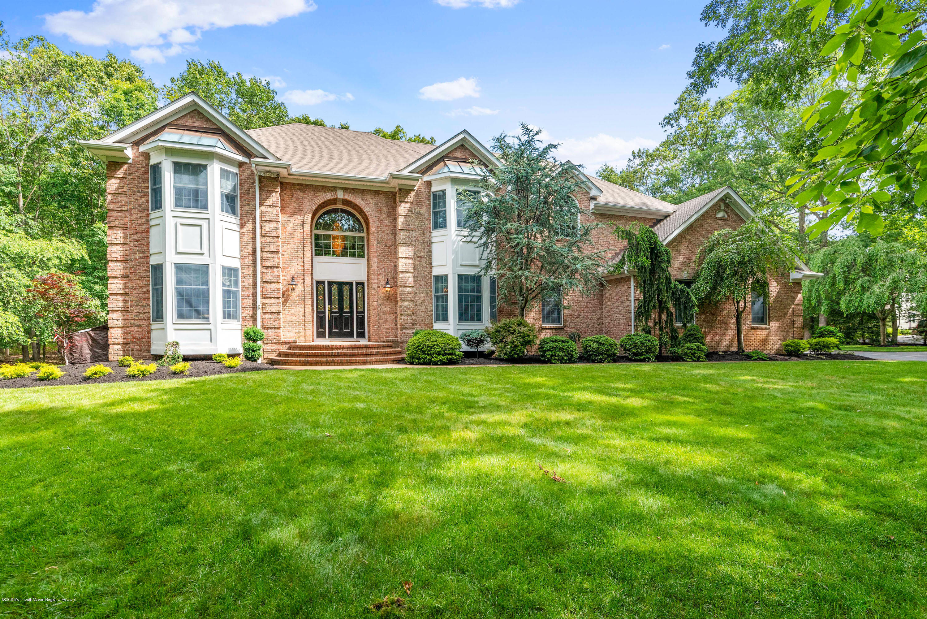 800 Green Valley Road Jackson, NJ 08527 - Photo 1 of 55 Front