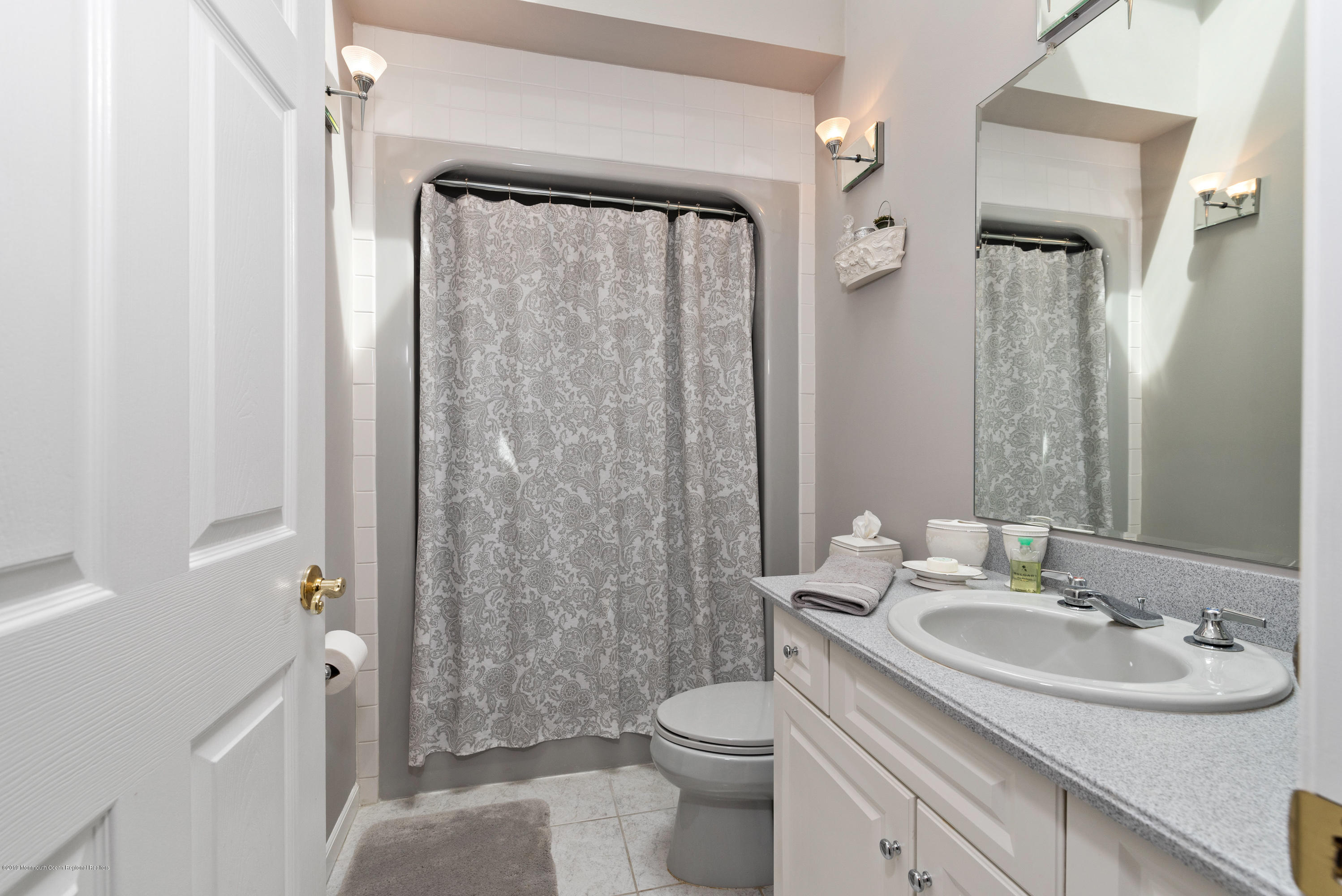 800 Green Valley Road Jackson, NJ 08527 - Photo 50 of 55 Main Bath