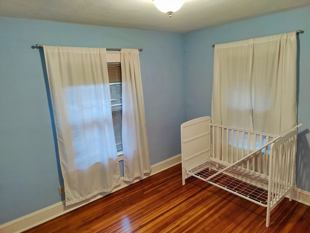 66 Redlands Street Springfield, MA 01104 - Photo 27 of 39