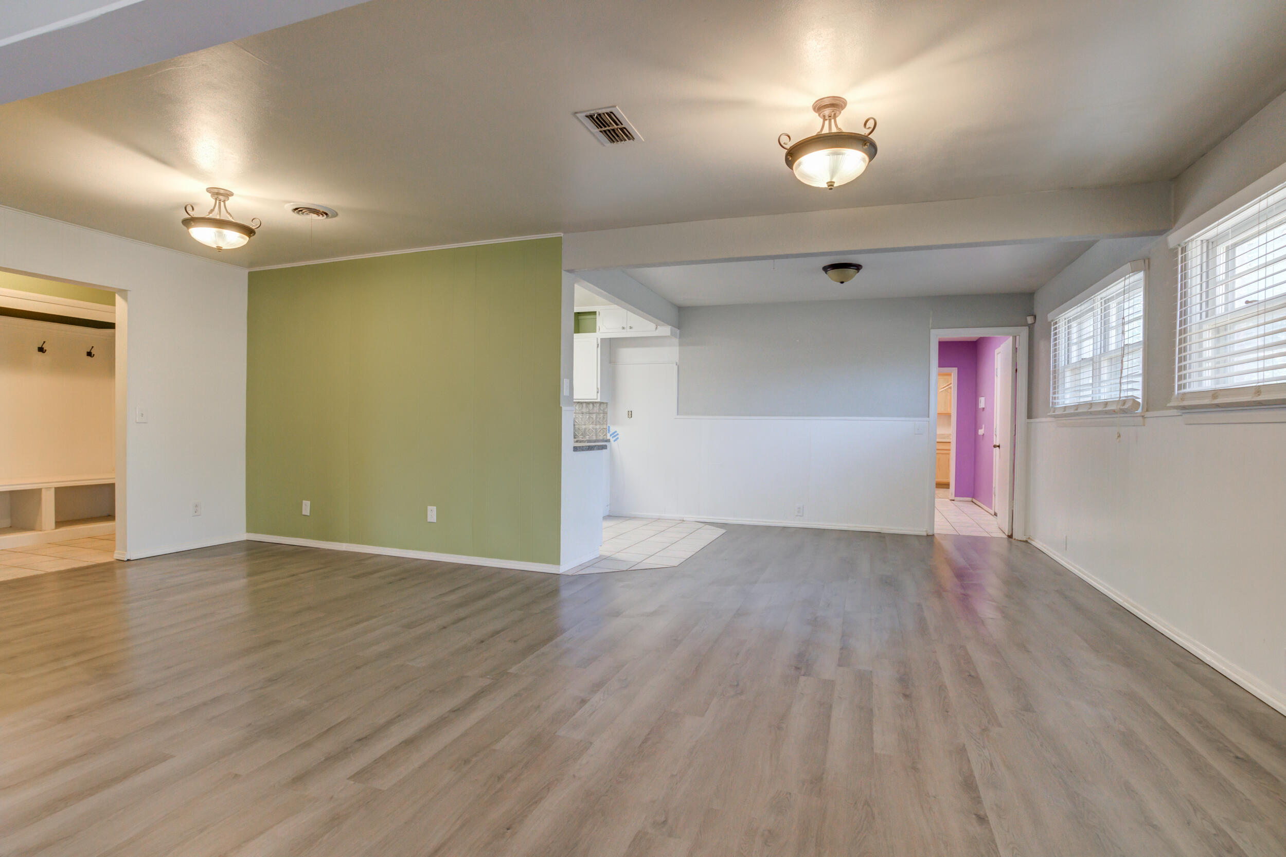 4202 52nd Street Lubbock, TX 79413 - Photo 6 of 23 Dining Trans to Kitchen