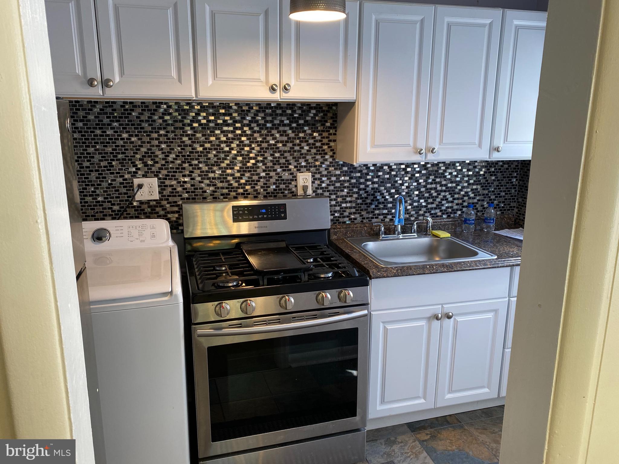 513 St Patrick Road Baltimore, MD 21206 - Photo 12 of 19