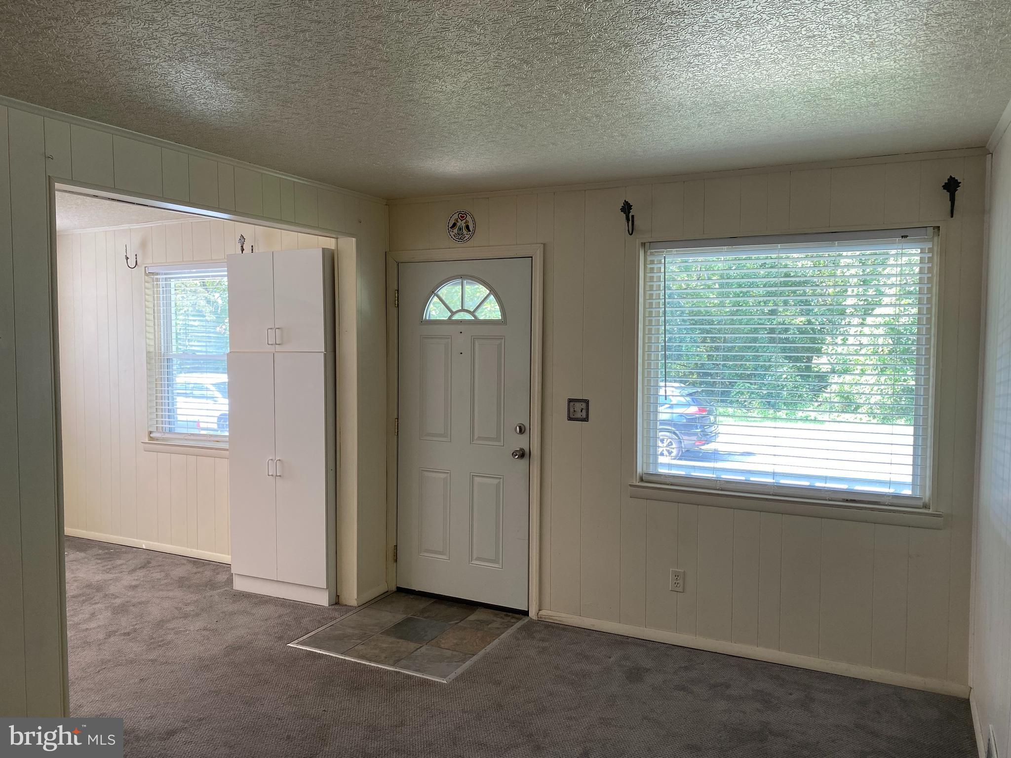 513 St Patrick Road Baltimore, MD 21206 - Photo 9 of 19