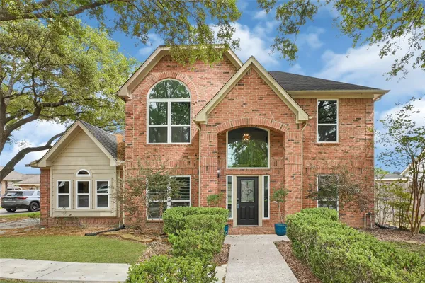 $2,600 | 11915 Helene Court, Pinehurst, TX 77362