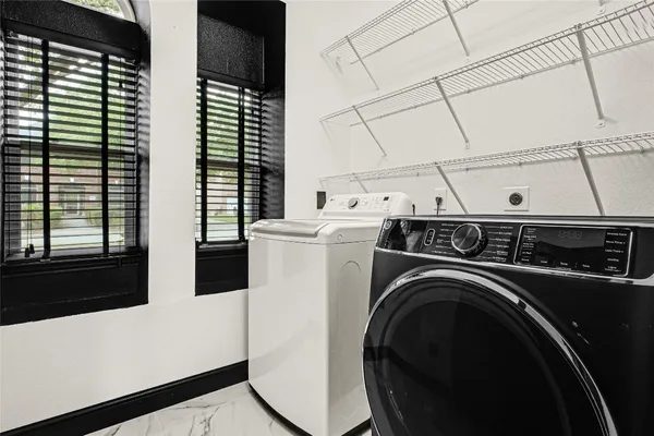 $2,600 | 11915 Helene Court, Pinehurst, TX 77362