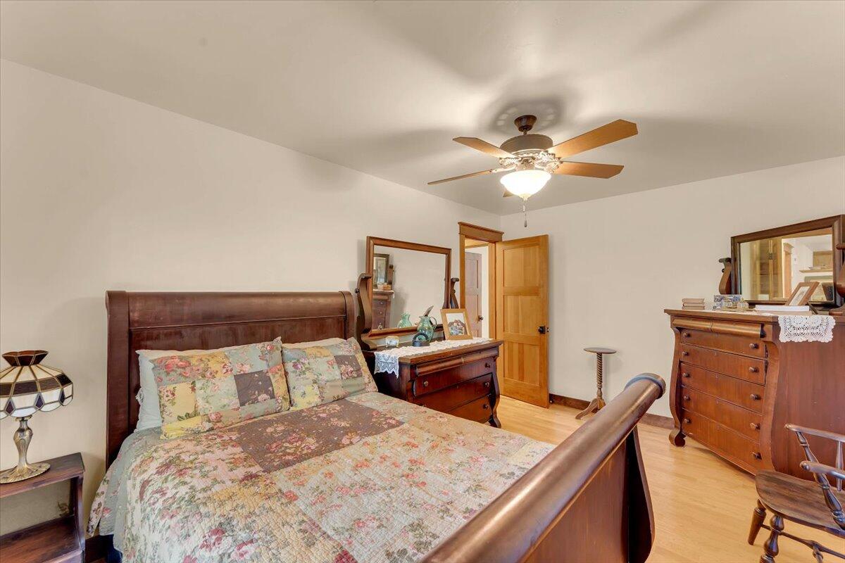21880 Oak Meadow Road Palo Cedro, CA 96073 - Photo 30 of 79 2nd bedroom