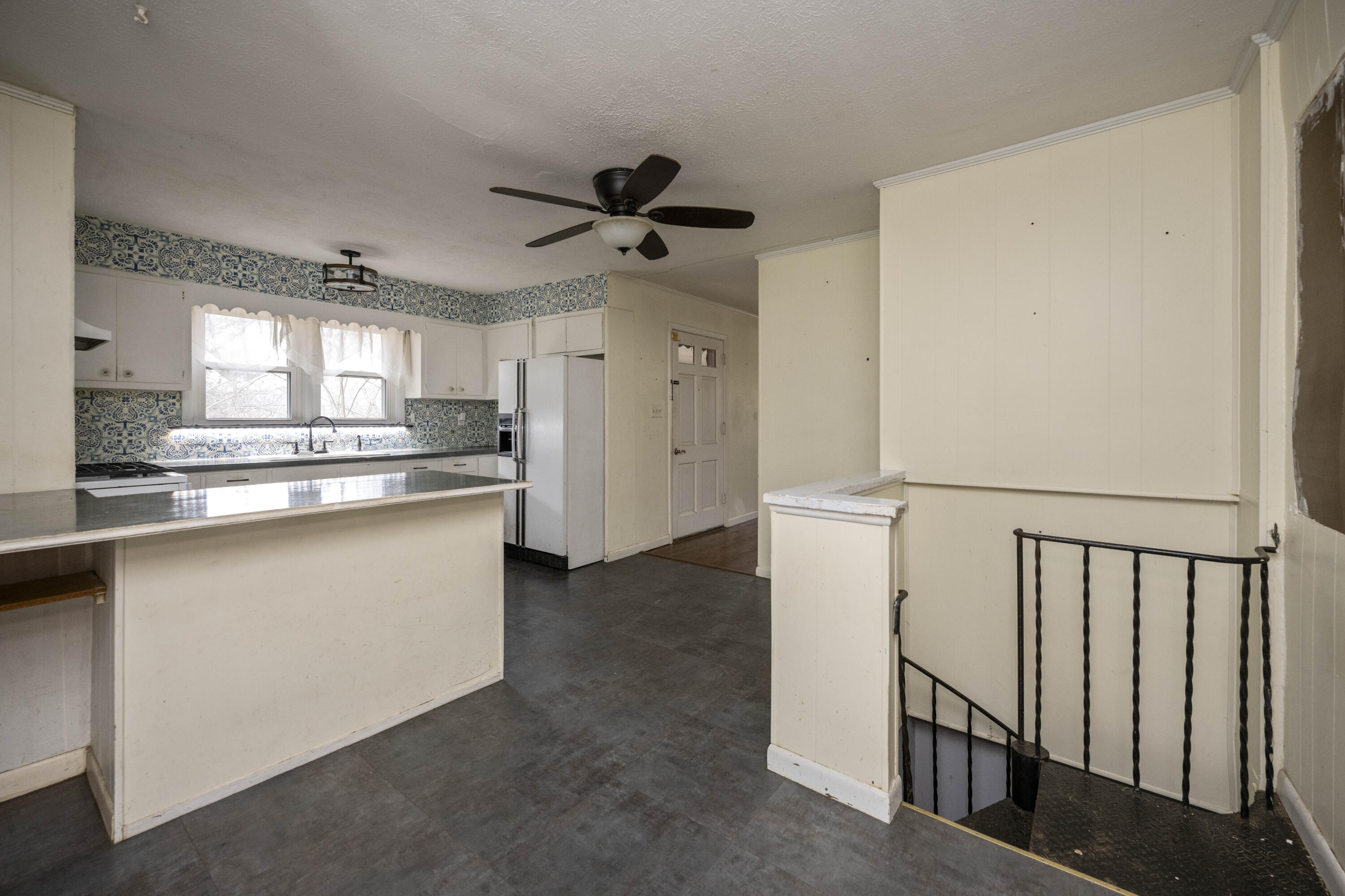 182 East Haiti Road Berea, KY 40403 - Photo 13 of 29 20241204-182-E-Haiti-Rd-tem-013