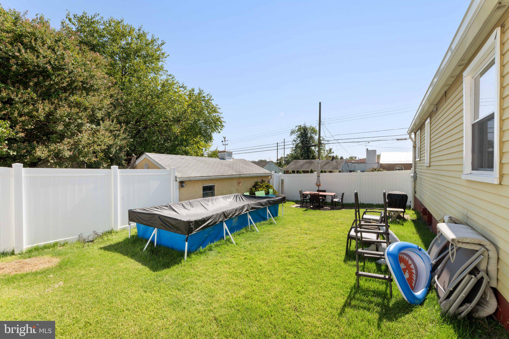 329 Ashland Avenue Secane, PA 19018 - Photo 7 of 33 a house with swimming pool in front of it