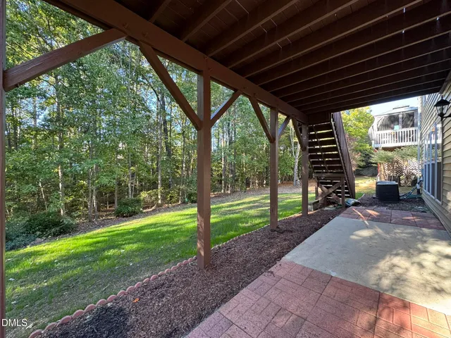 a view of a back yard on the house