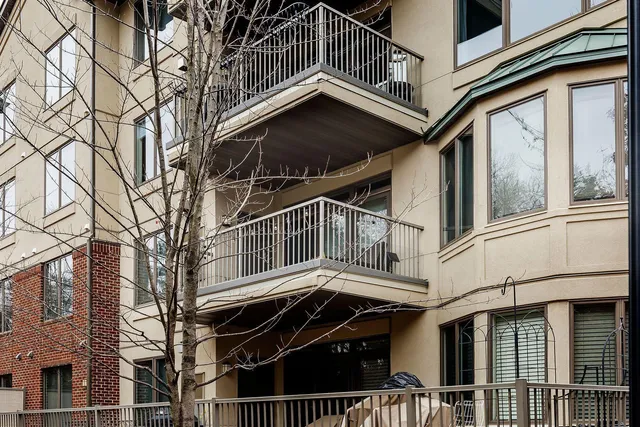 $3,600 | 5250 Grandview Square, Unit 2201, Edina, MN 55436