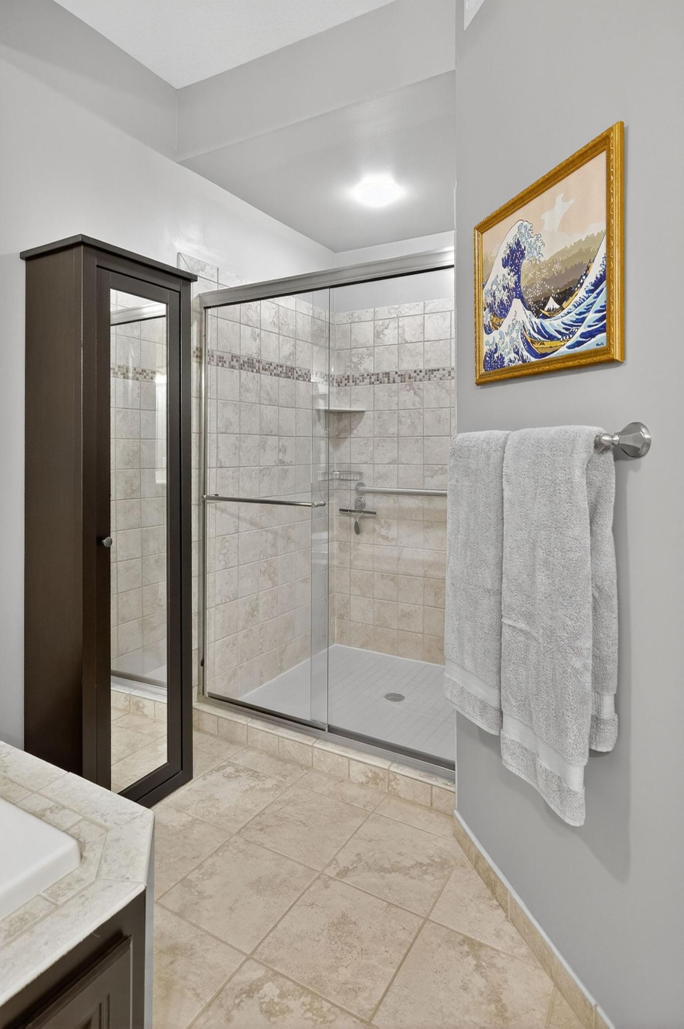 5250 Grandview Square, Unit 2201 Edina, MN 55436 - Photo 19 of 37