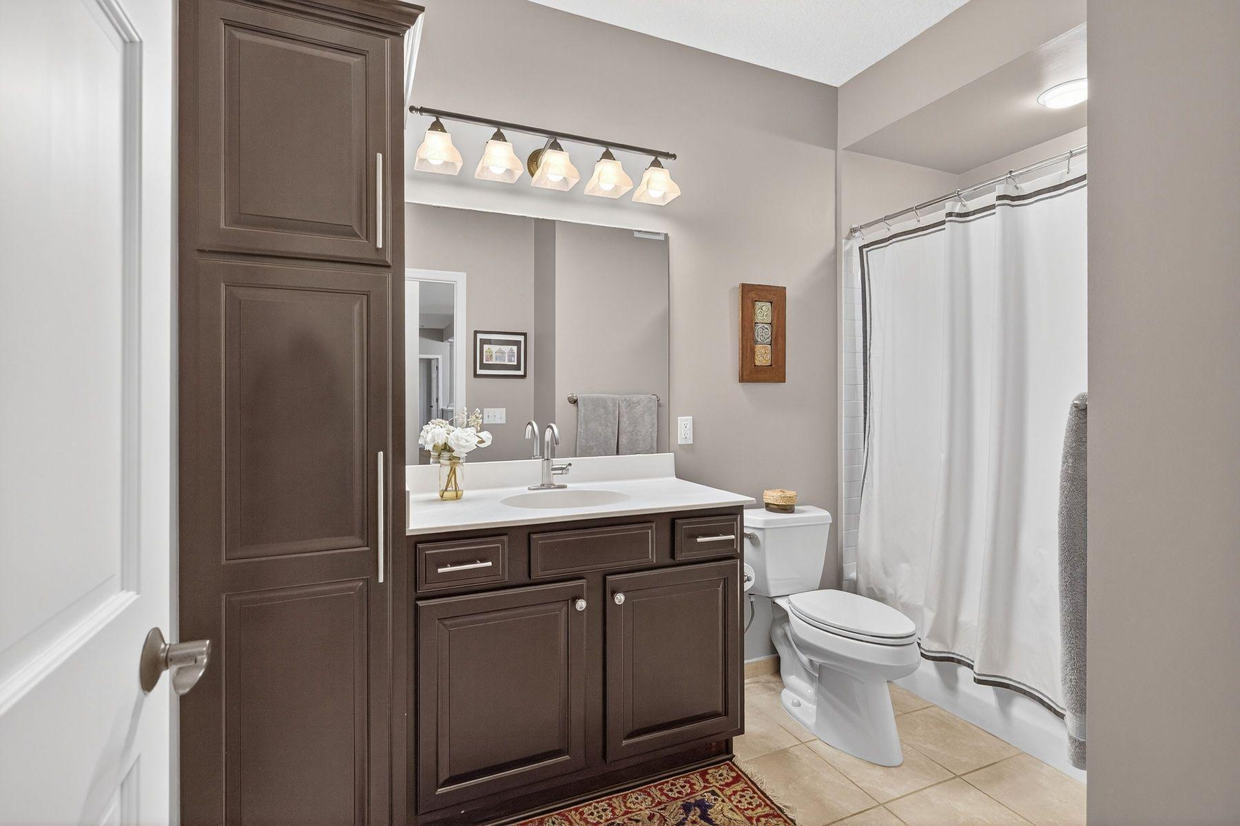 5250 Grandview Square, Unit 2201 Edina, MN 55436 - Photo 23 of 37