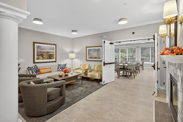 $3,600 | 5250 Grandview Square, Unit 2201, Edina, MN 55436