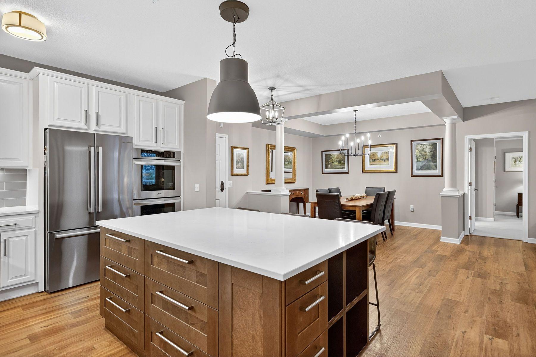 5250 Grandview Square, Unit 2201 Edina, MN 55436 - Photo 7 of 37