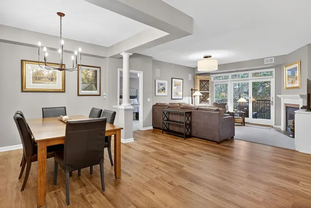 $3,600 | 5250 Grandview Square, Unit 2201, Edina, MN 55436