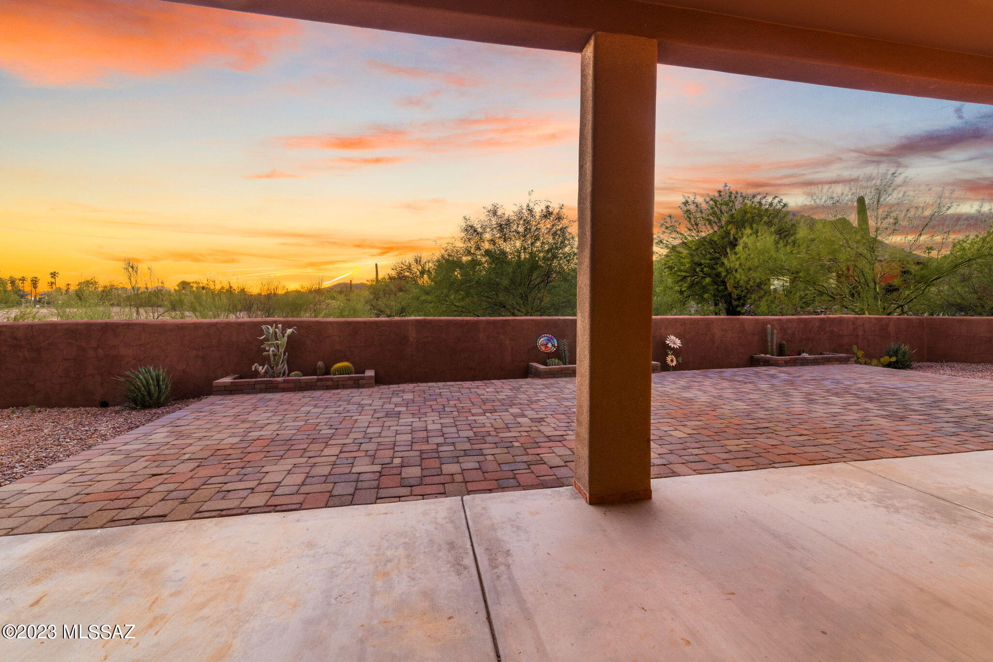 5670 Triangle X Place Tucson, AZ 85713 - Photo 33 of 36