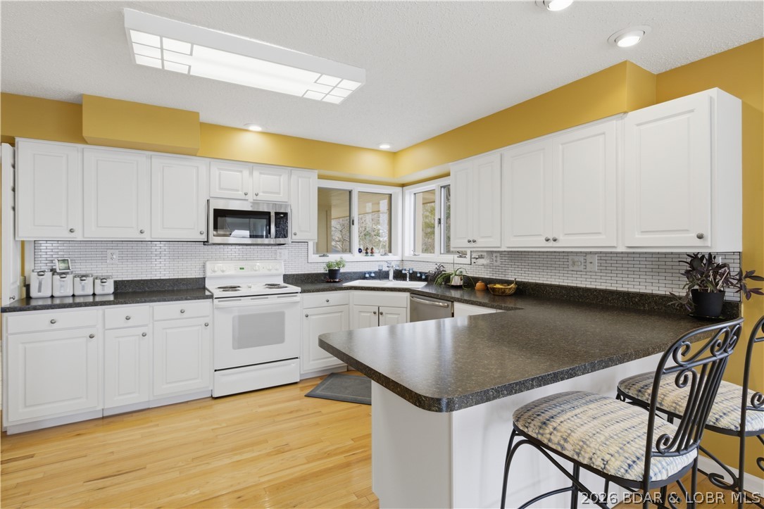 1484 Cedar Village Road Osage Beach, MO 65065 - Photo 16 of 47