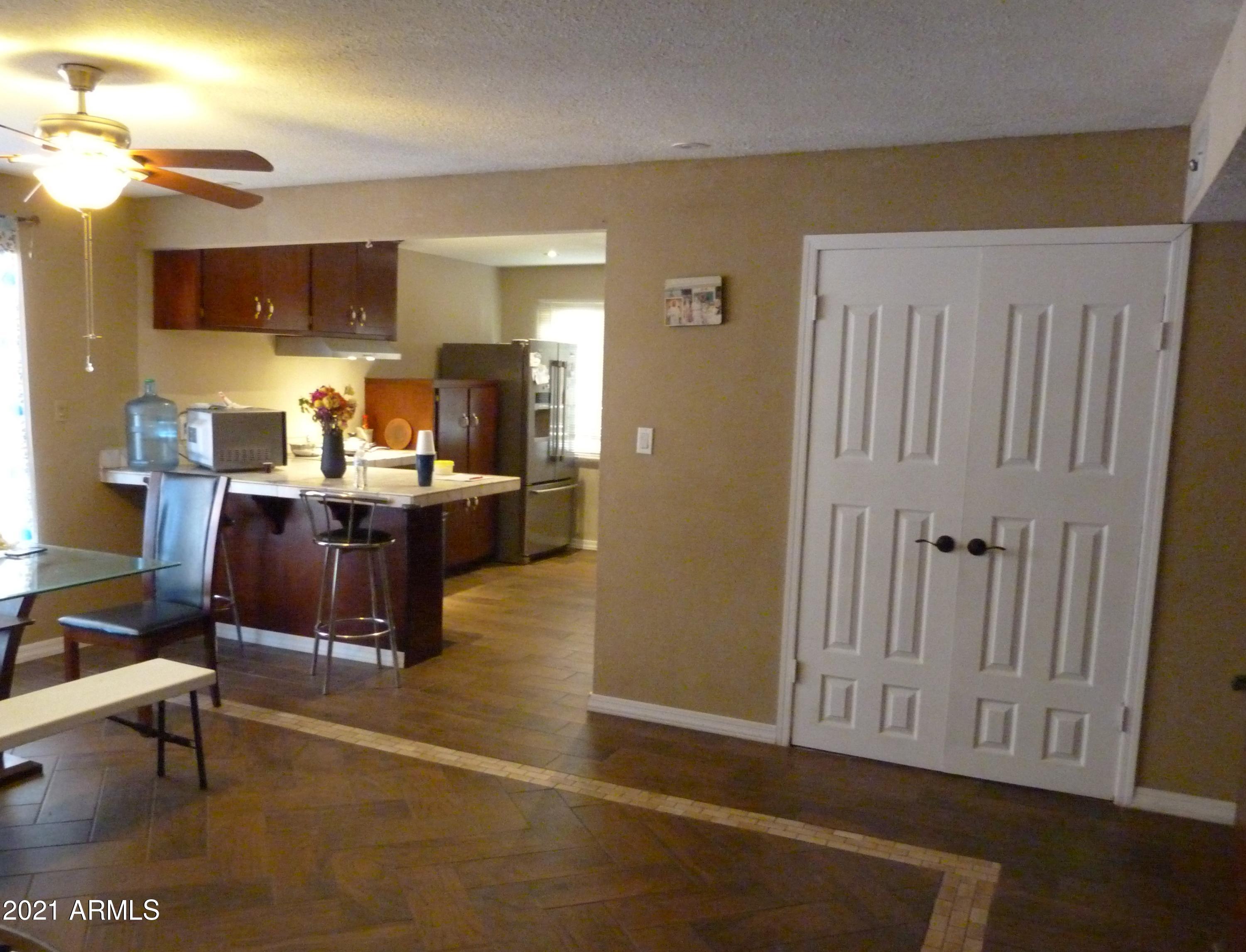 3836 West Bethany Home Road Phoenix, AZ 85019 - Photo 3 of 12 P1070966 (2)