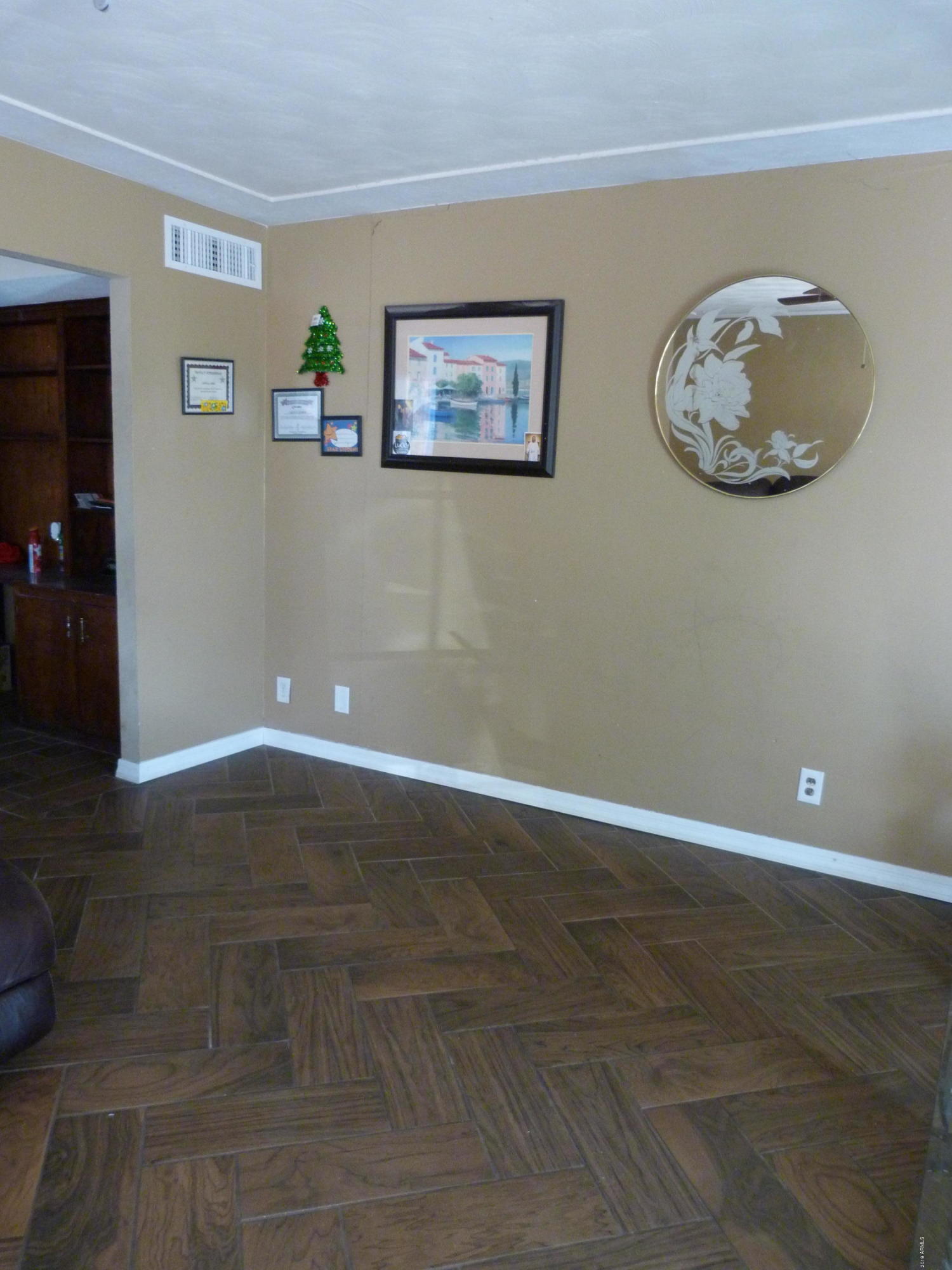 3836 West Bethany Home Road Phoenix, AZ 85019 - Photo 7 of 12 P1070868