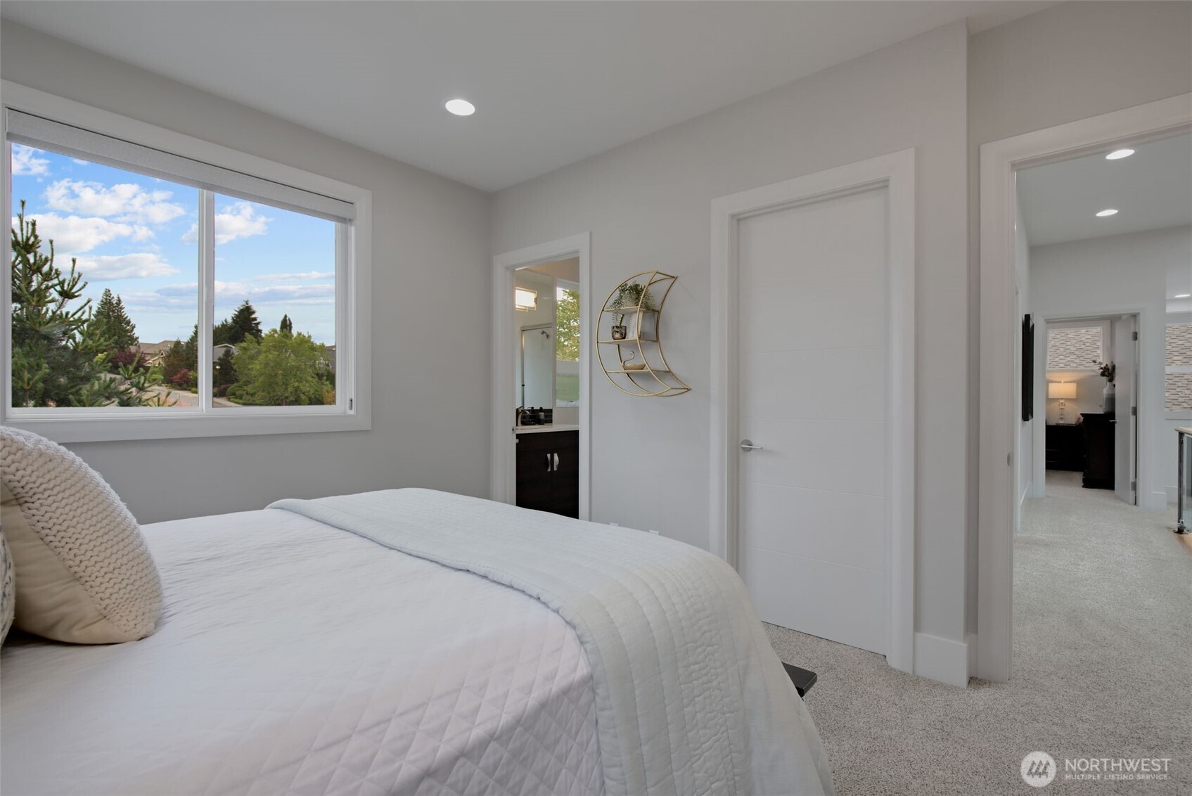 1527 Lyons Avenue Northeast Renton, WA 98059 - Photo 30 of 40
