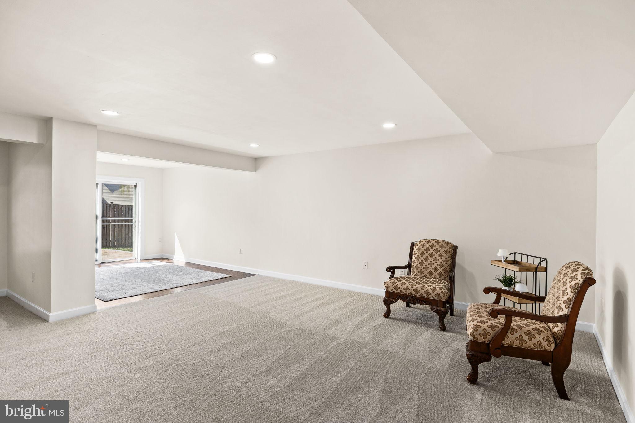 4185 Agency Loop Triangle, VA 22172 - Photo 37 of 46 a view of work space with lounge chair and entryway