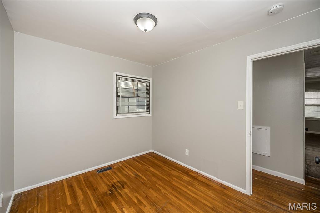 233 Cameron Road St. Louis, MO 63137 - Photo 28 of 38 Gallery Image 28