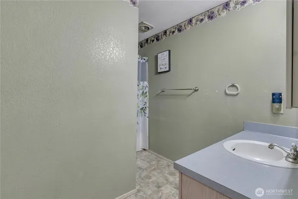 $410,000 | 18610 5th Avenue Northeast, Suquamish, WA 98392