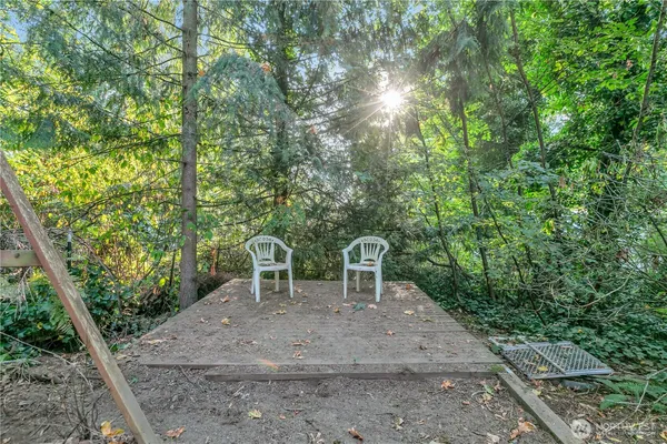$410,000 | 18610 5th Avenue Northeast, Suquamish, WA 98392