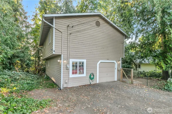 $410,000 | 18610 5th Avenue Northeast, Suquamish, WA 98392