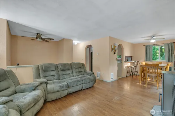 $410,000 | 18610 5th Avenue Northeast, Suquamish, WA 98392