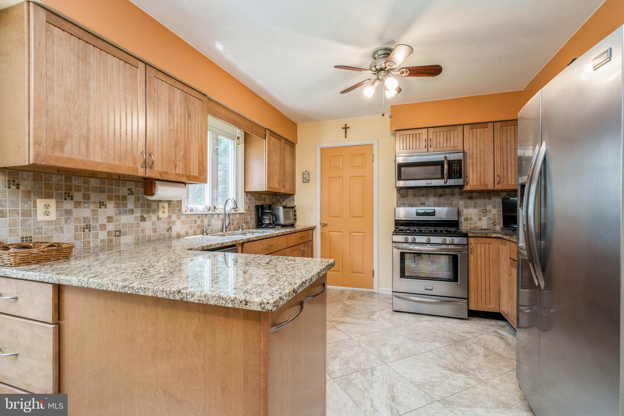 95 Willis Drive Ewing, NJ 08628 - Photo 13 of 34 Kitchen