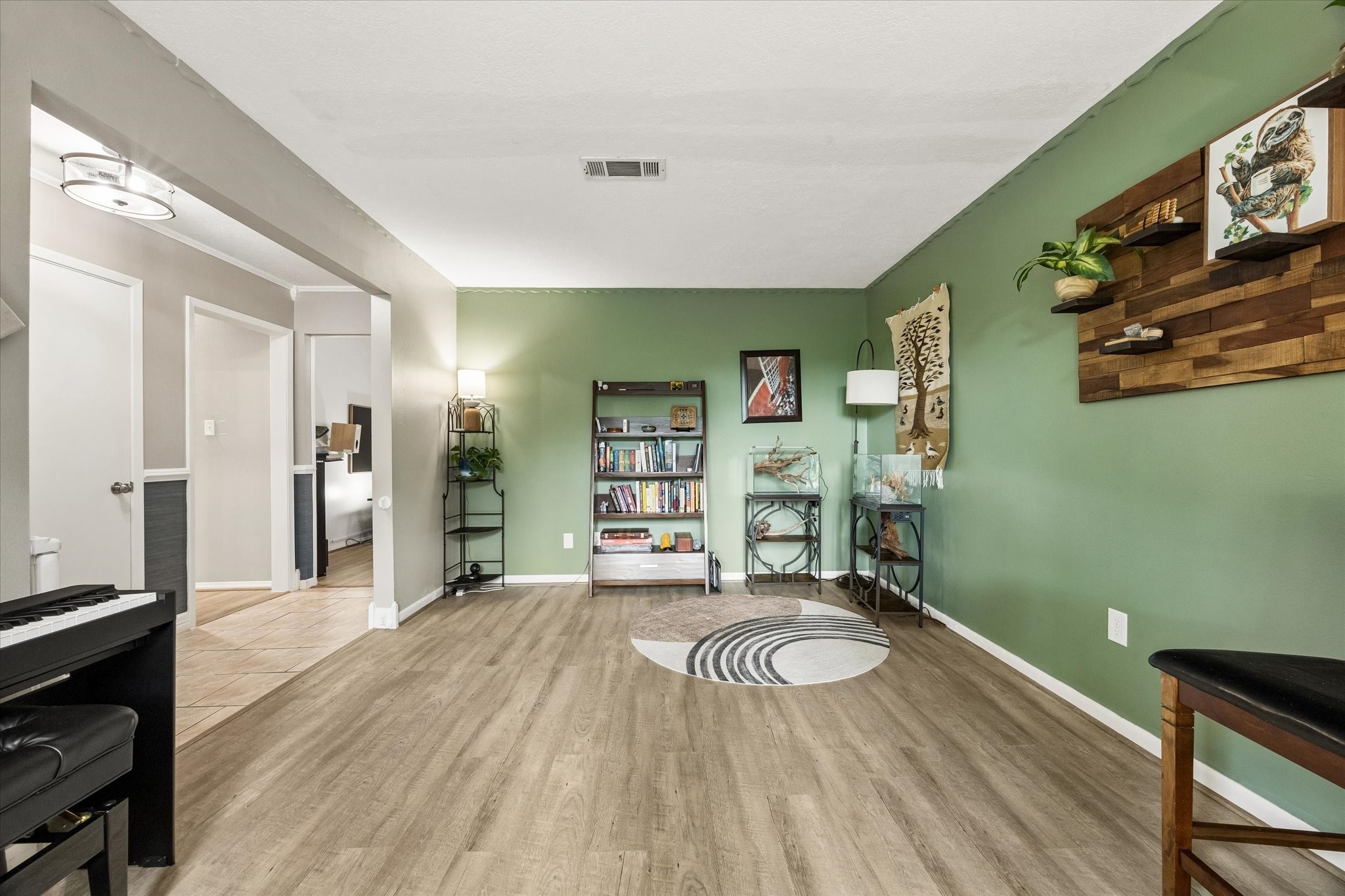1931 Westlake Road Houston, TX 77062 - Photo 10 of 28 Need a little flexibility? This roomy space just off the entry can easily become a home office, formal living room or dining room. There is plenty of space to make it your own and create a room that fits the way you live.