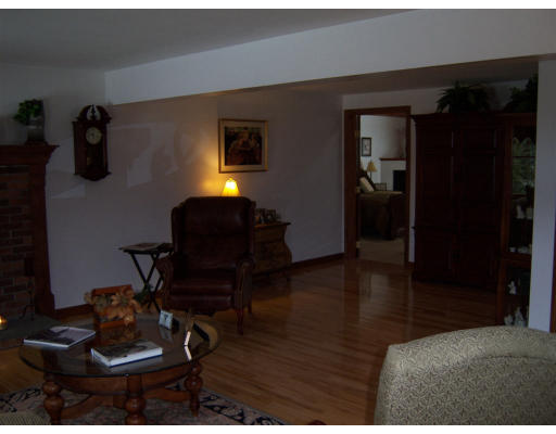40 Island Pond Road Atkinson, NH 03811 - Photo 2 of 7 Gallery Image 2