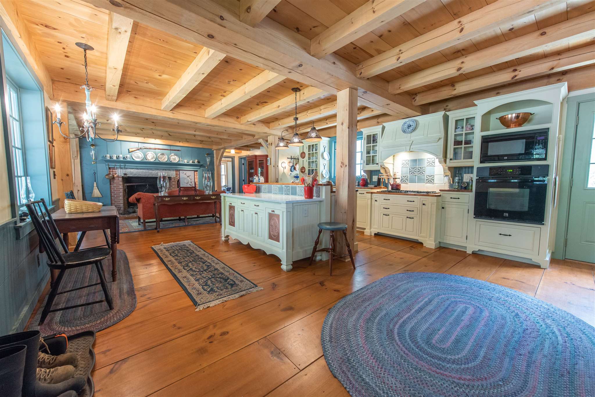 296 Hensmith Road Salisbury, NH 03268 - Photo 2 of 40
