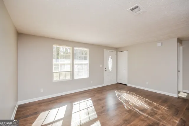 $1,825 | 5176 Martins Crossing Road, Stone Mountain, GA 30088