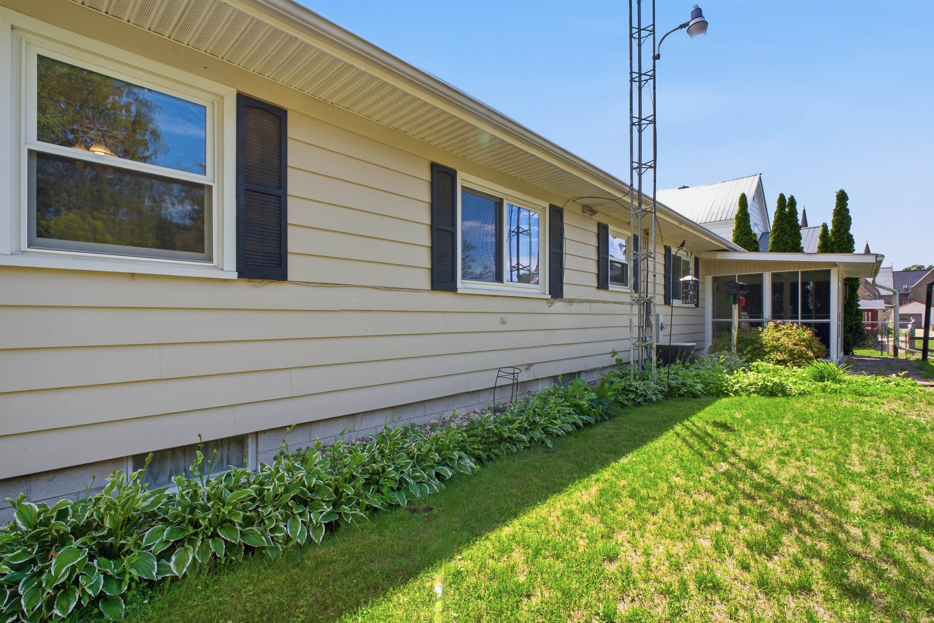 122 Harvard Street Princeton, WI 54968 - Photo 27 of 30