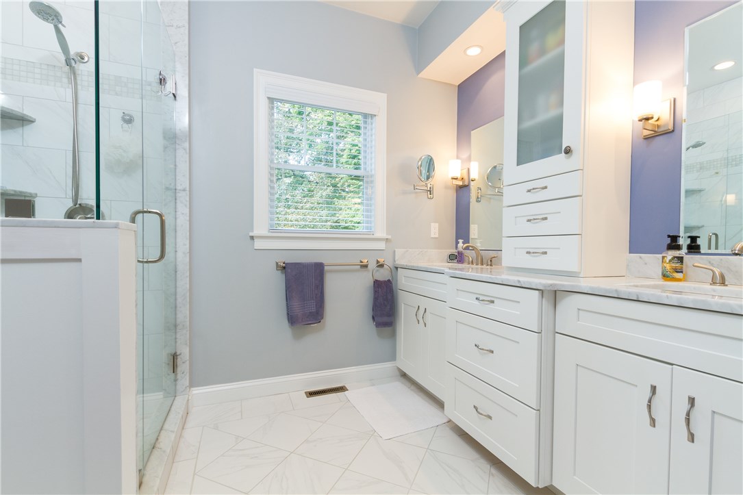114 Rumstick Road Barrington, RI 02806 - Photo 16 of 39 Gallery Image 16