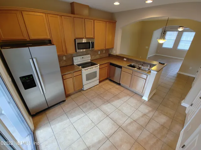 $1,595 | 13066 Shallowater Road, Jacksonville, FL 32258