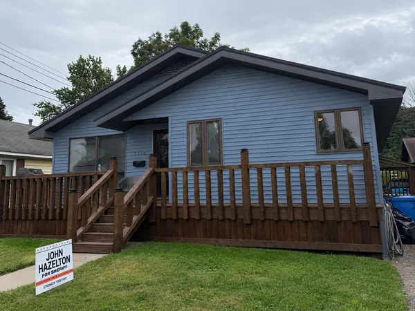 $323,900 | 1215 West Mark Street, Winona, MN 55987