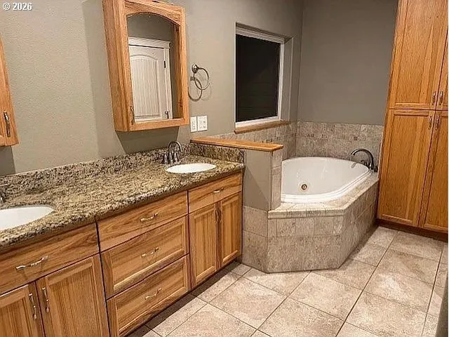 $874,000 | 300 Mattie K Lane, Roseburg, OR 97471