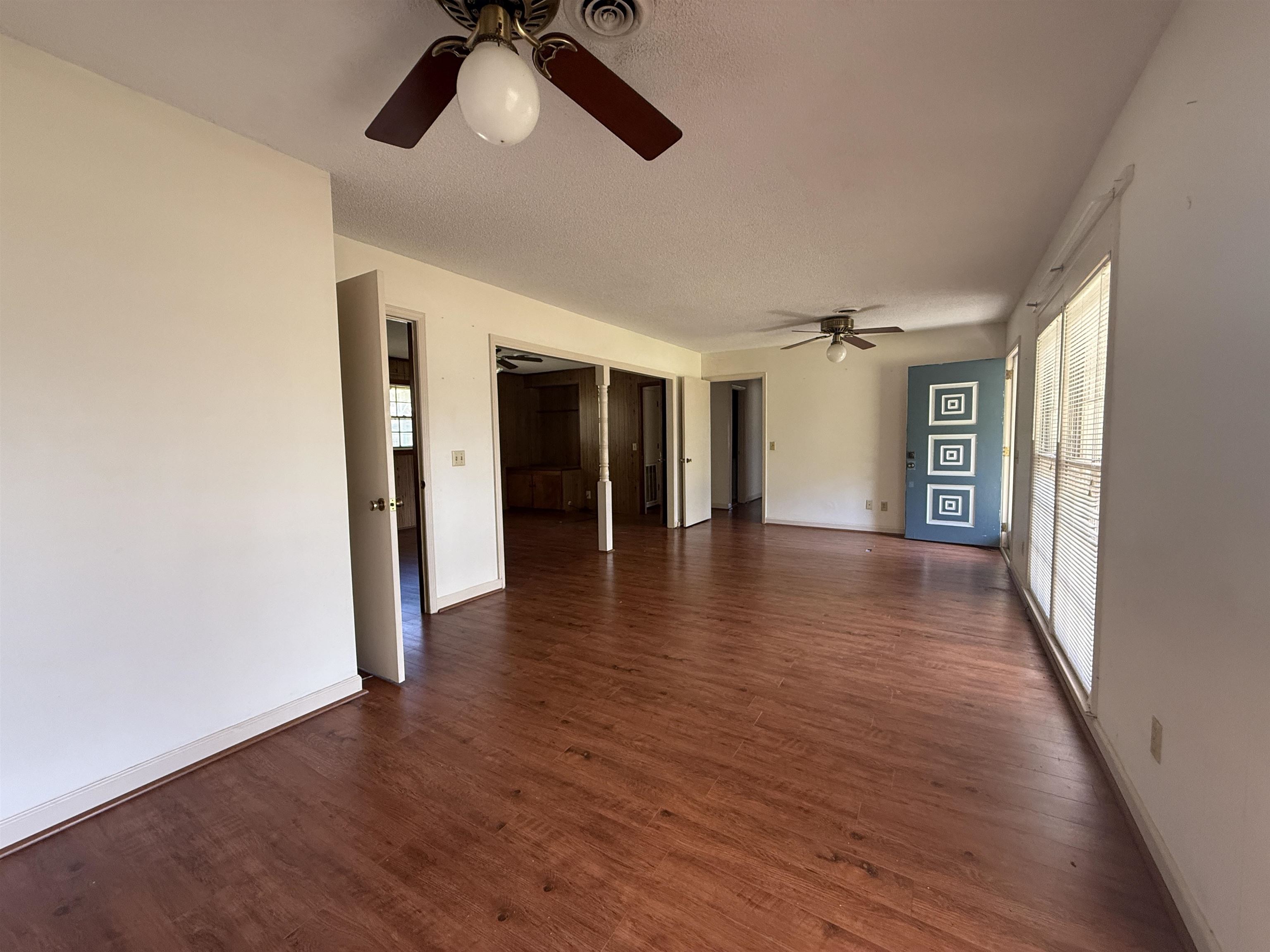 101 Morris Circle Hemingway, SC 29554 - Photo 3 of 24