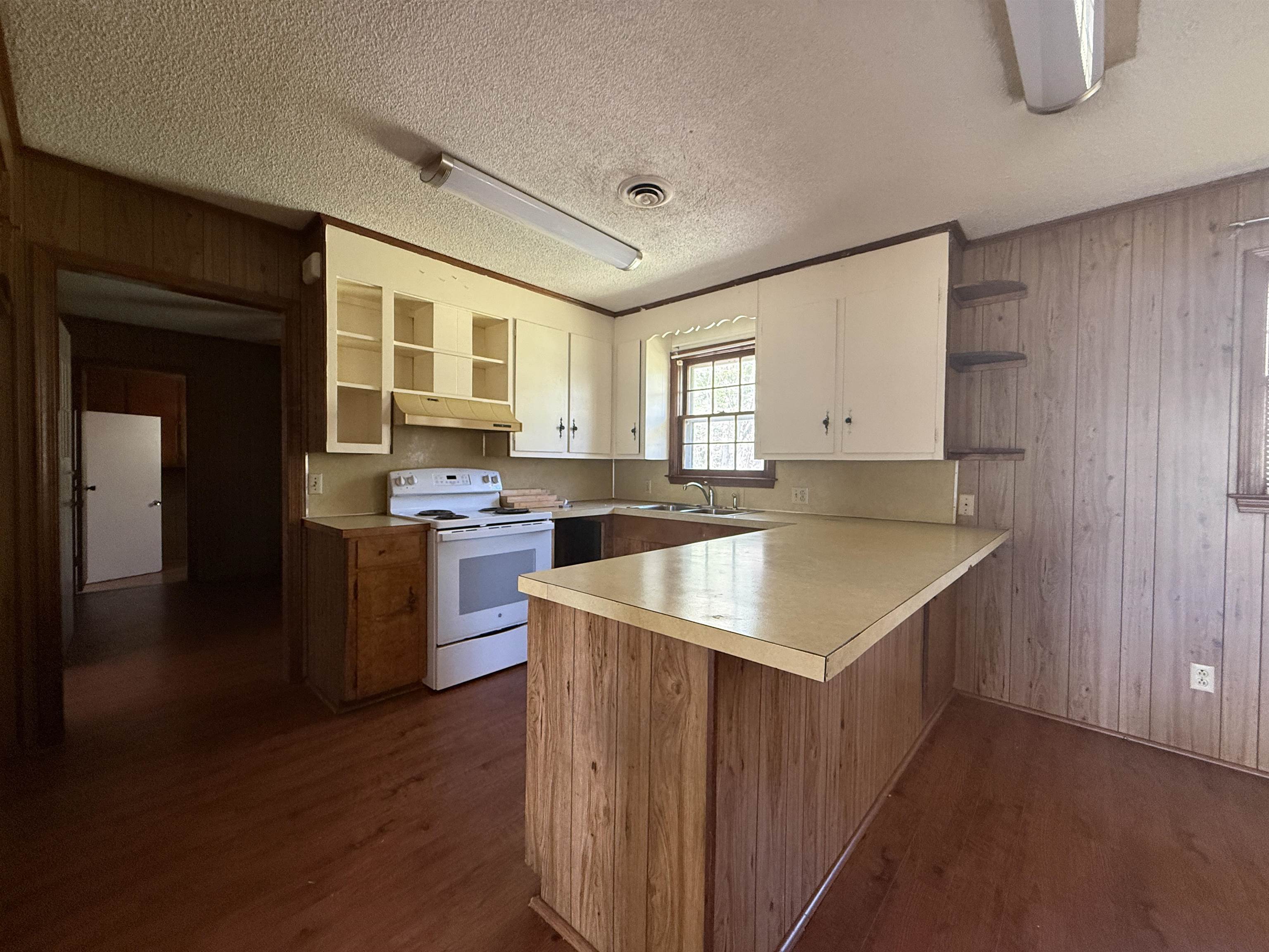 101 Morris Circle Hemingway, SC 29554 - Photo 6 of 24