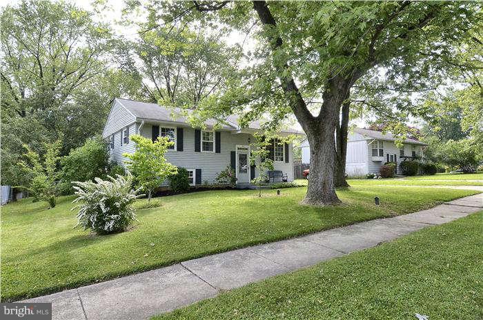 961 Shirley Manor Road Reisterstown, MD 21136 - Photo 11 of 13 Exterior (Front)