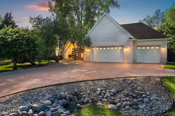 $1,249,000 | 4571 Algonquin Trail, Green Bay, WI 54313