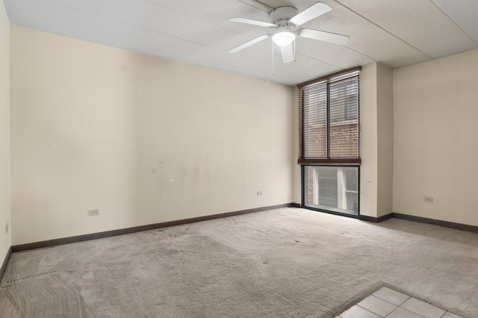 651 West Sheridan Road, Unit 6D Chicago, IL 60613 - Photo 12 of 19