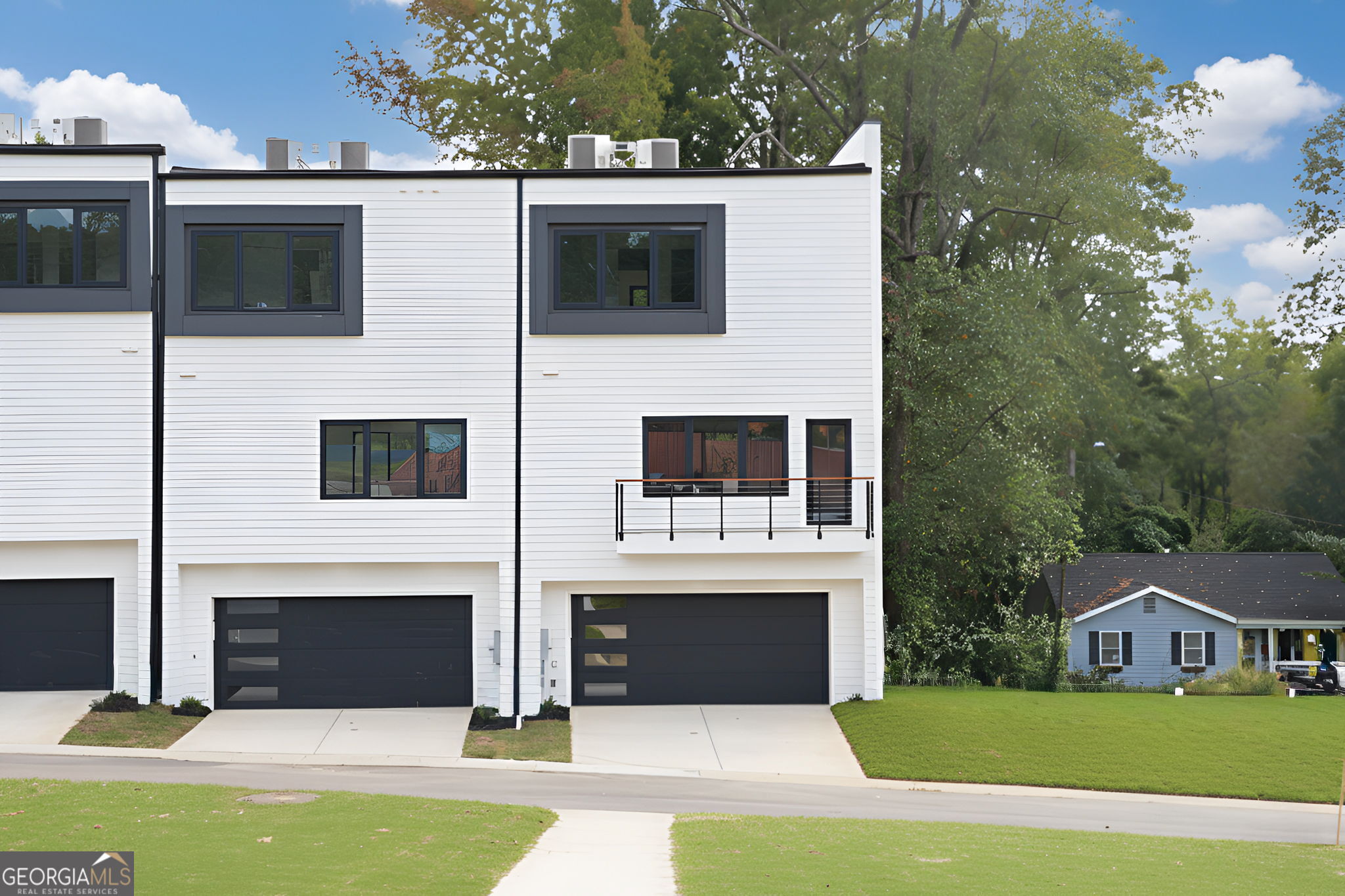 2681 Grand Isles Way Decatur, GA 30030 - Photo 2 of 49