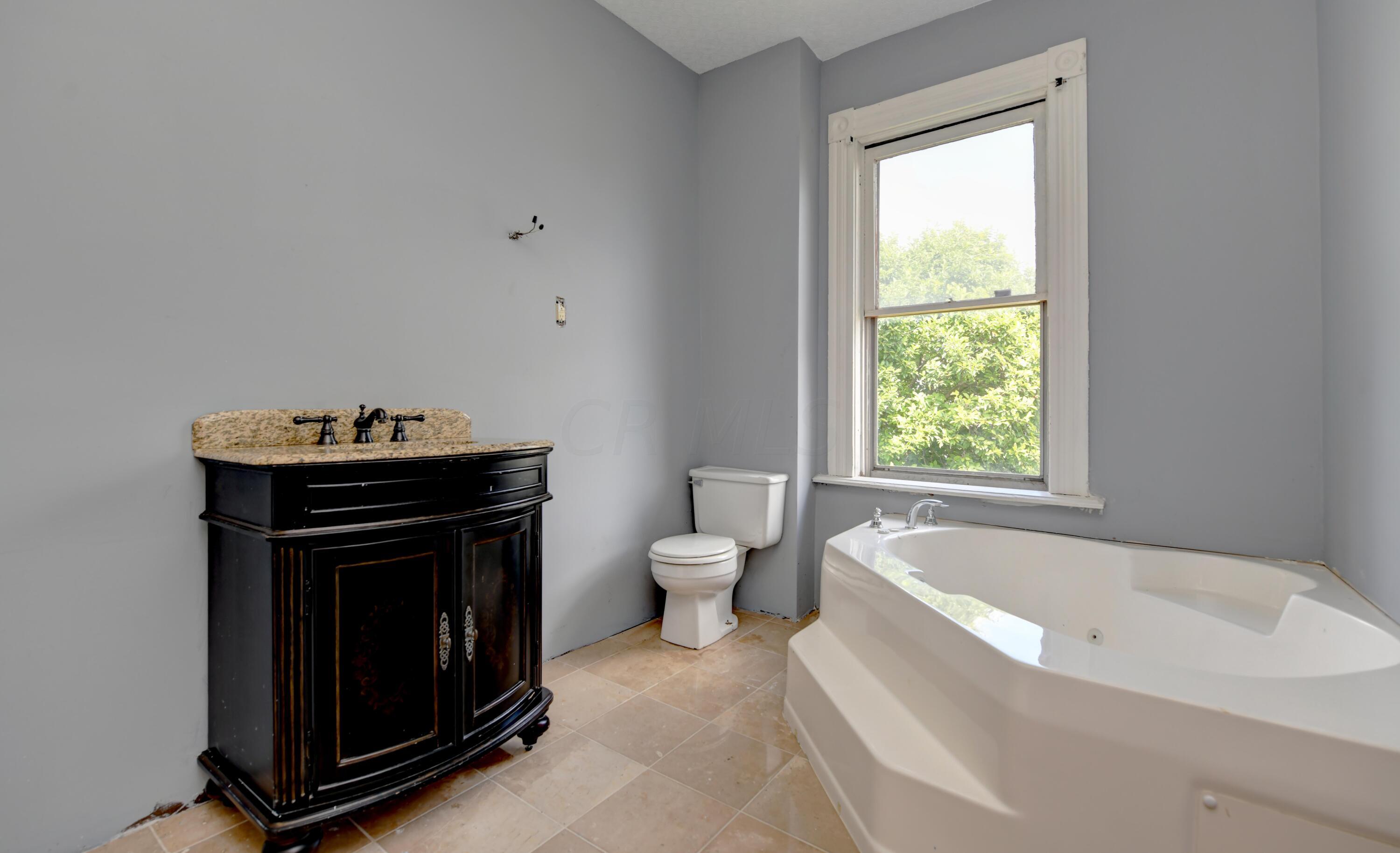 1032 Bryden Road Columbus, OH 43205 - Photo 22 of 26 Second Bath